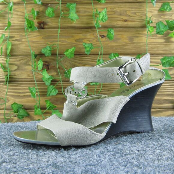 Michael‎ Kors Women's Gladiator Beige Leather Size 6.5M Gently Used 2025 - Picture 1 of 7